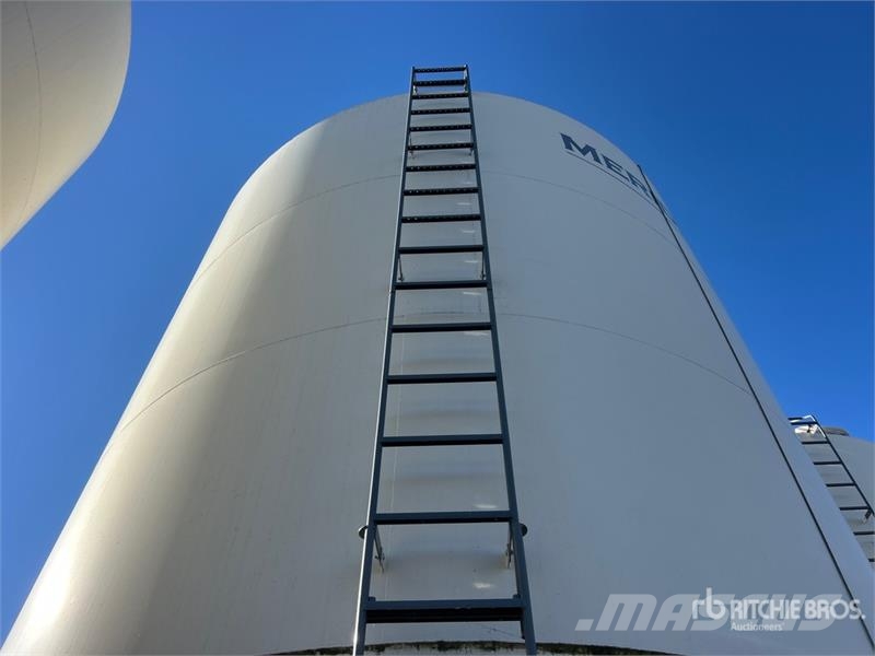 Meridian 1615 +/- 110 ton Fertilizer Hopper Grain Bin Crop processing and storage units/machines - Others