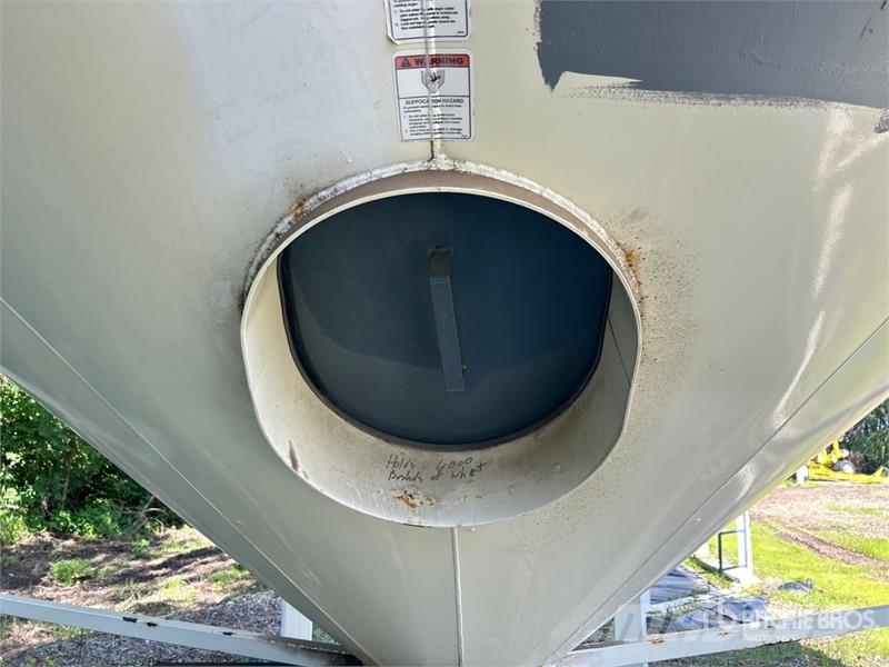 Meridian 1620 +/- 4000 bu Smooth Wall Hopper Grain Bin Strojevi za preradu i skadištenje žetva - Ostalo