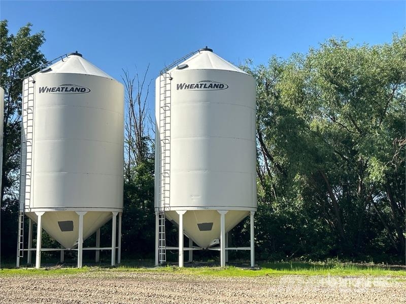 Meridian 1620 +/- 4000 bu Smooth Wall Hopper Grain Bin Машини та обладнання для обробки і зберігання зерна - Інші