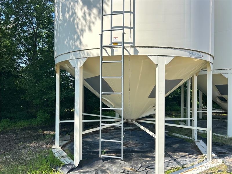 Meridian 1620 +/- 4000 bu Smooth Wall Hopper Grain Bin Stroje a zařízení pro zpracování a skladování zemědělských plodin - Jiné