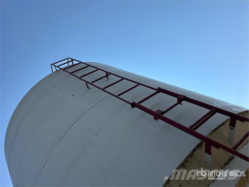 Meridian +/- 2000 bu Smooth Wall Hopper Grain Bin Afgrødehåndtering - Andet udstyr