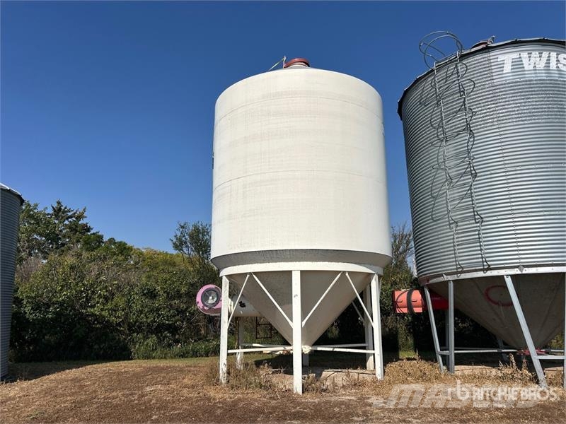 Meridian +/- 2000 bu Smooth Wall Hopper Grain Bin Afgrødehåndtering - Andet udstyr