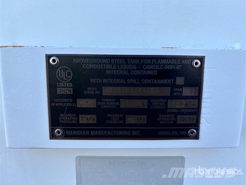 Meridian 2800 gal Diesel Fuel Tank Réservoirs de carburant et d'additifs