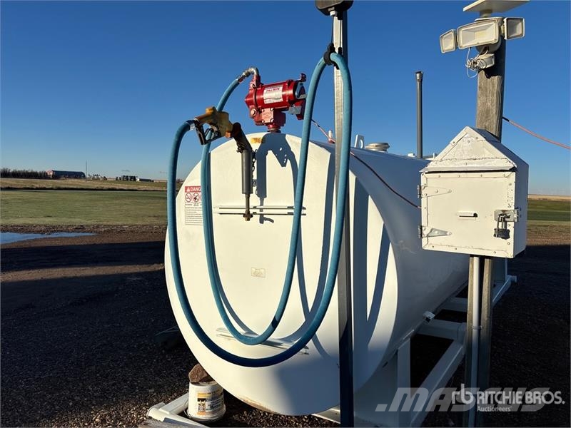 Meridian 2800 gal Diesel Fuel Tank Réservoirs de carburant et d'additifs