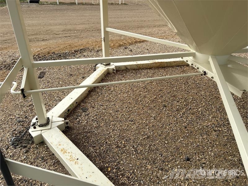 Meridian 3 Ring Smooth Wall Hopper Grain Bin Procesadoras de cultivos y unidades de almacenamiento / máquinas - Otros