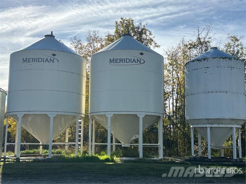 Meridian +/- 3100 bu Smooth Wall Hopper Grain Bin Stockage, conditionnement - Autres