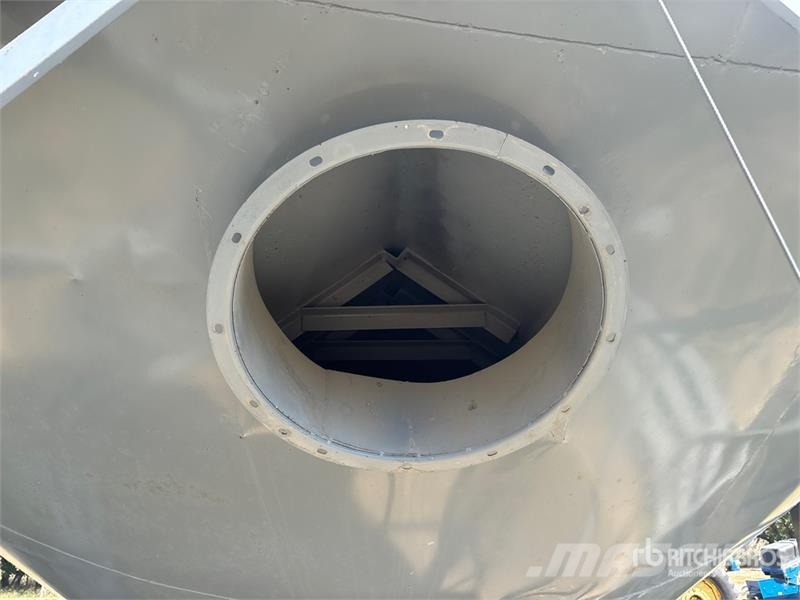 Meridian +/- 4900 bu 5 Ring Hopper Grain Bin Afgrødehåndtering - Andet udstyr