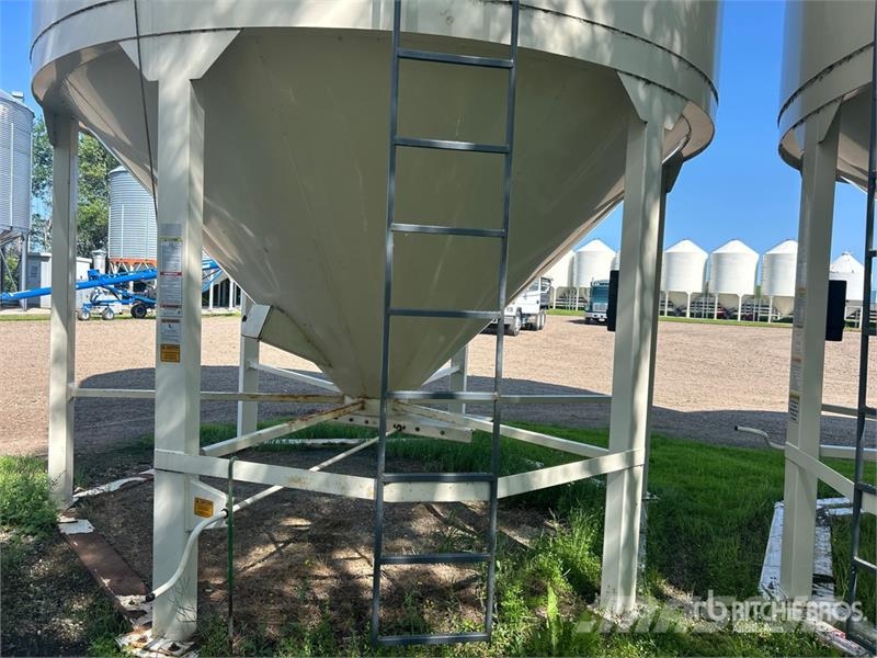 Meridian GM 2000 +/- 2000 bu Fertilizer Hopper Grain Bin Sonstige Ernte Verarbeitung und -lagerung