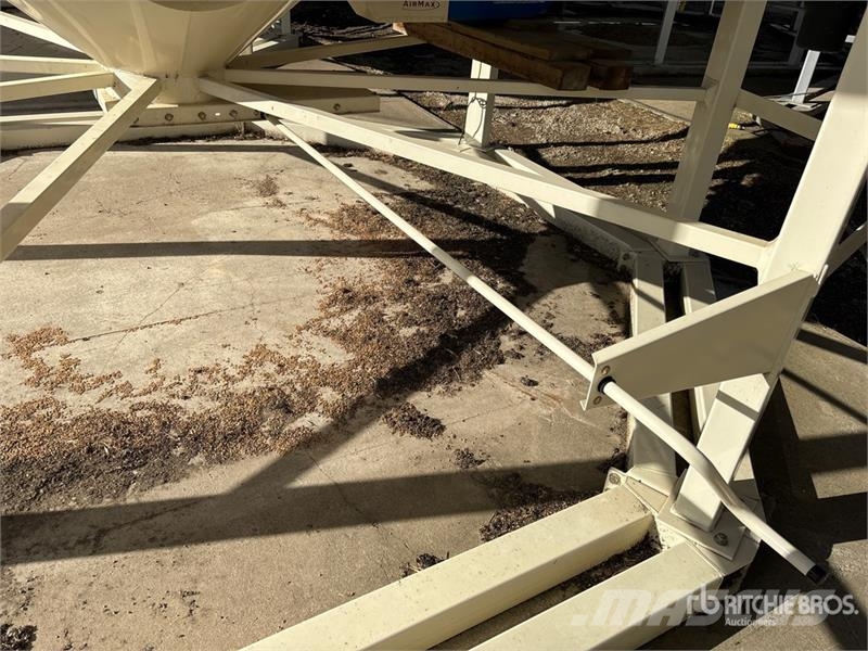 Meridian GrainMax GM4000 وحدات / آلات معالجة المحاصيل وتخزينها - أخرى