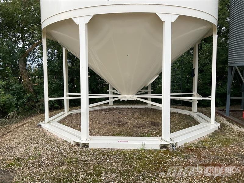 Meridian MGM5300 +/- 5300 bu Smooth Wall Hopper Grain Bin Sonstige Ernte Verarbeitung und -lagerung