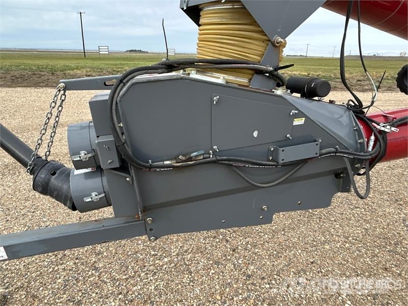 Meridian MRDN 13 13 in x 85 ft Swing Grain Auger Transportēšanas aprīkojums