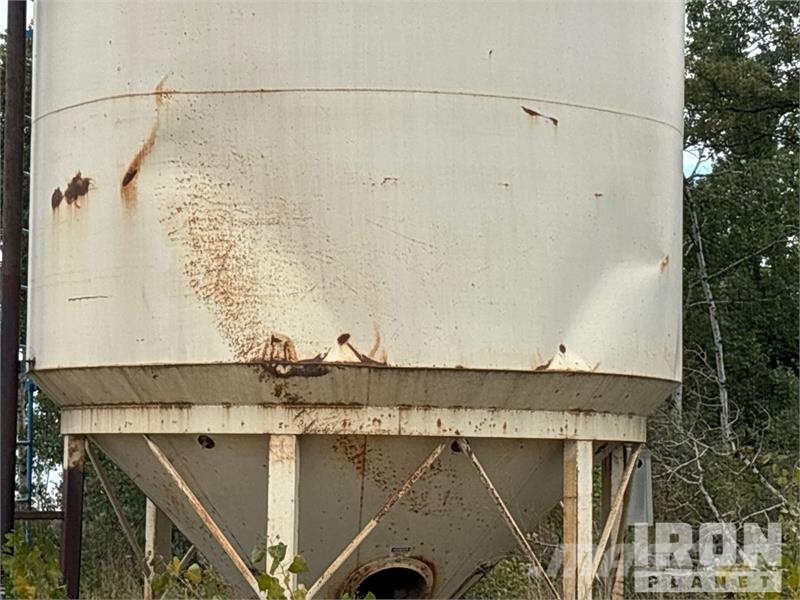 Meridian SKB1474E Concrete Silo Muu