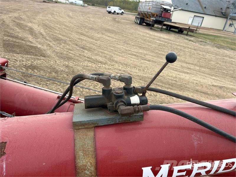 Meridian SLMD12-85 12 in x 95 ft Swing Grain Auger Transportna oprema