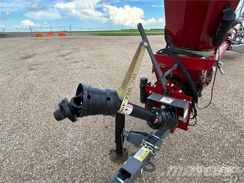 Meridian SLMD14-95 14 in x 95 ft Telescopic Swing Grain Aug معدات نقل