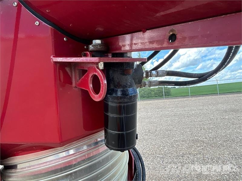 Meridian SLMD14-95 14 in x 95 ft Telescopic Swing Grain Aug معدات نقل