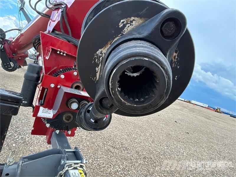 Meridian SLMD14-95 14 in x 95 ft Telescopic Swing Grain Aug معدات نقل