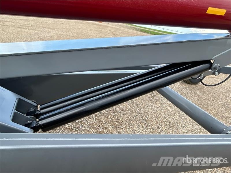 Meridian SLMD14-95 14 in x 95 ft Telescopic Swing Grain Aug معدات نقل