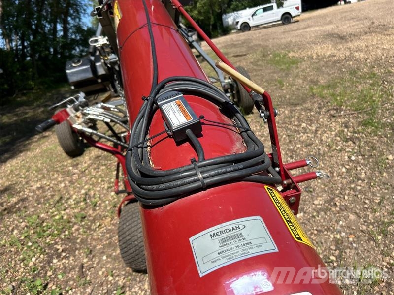Meridian TL10-39 10 in x 39 ft Grain Auger Транспортне обладнання