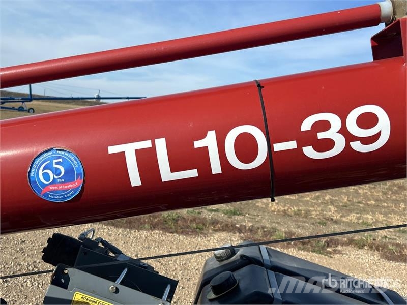 Meridian TL10-39 10 in x 39 ft Grain Auger Sauterelle, tapis roulant, vis sans fin