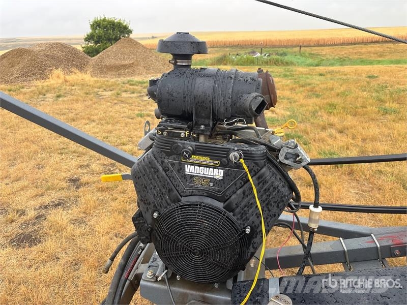 Meridian TL10-39 10 in x 39 ft Grain Auger معدات نقل