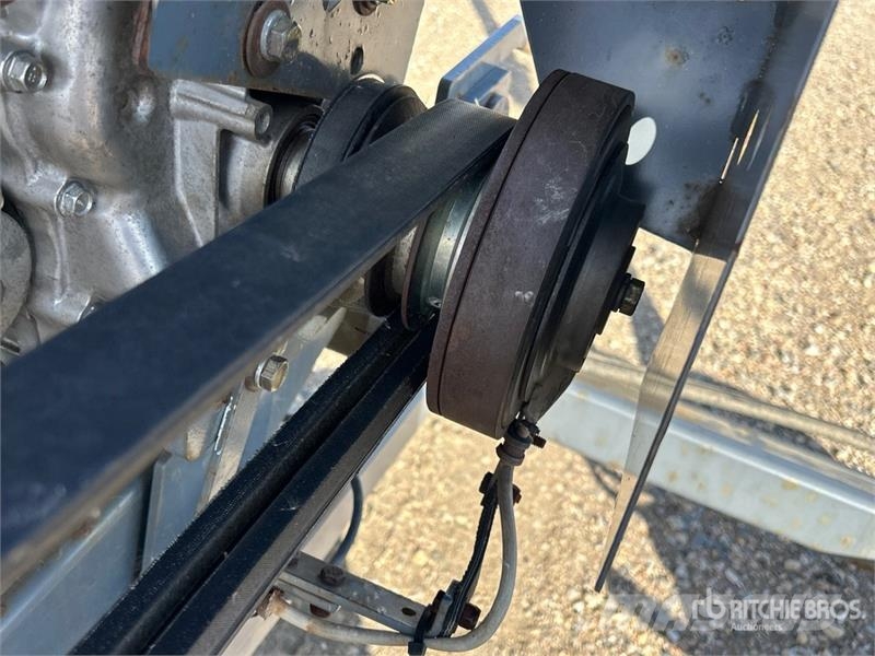 Meridian TL10-39 10 in x 39 ft Grain Auger Sauterelle, tapis roulant, vis sans fin