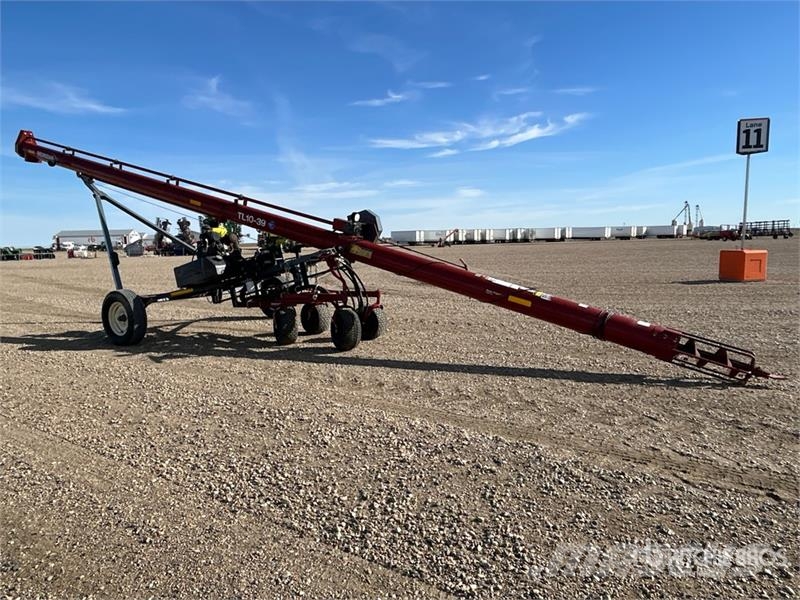 Meridian TL10-39 10 in x 39 ft Grain Auger Sauterelle, tapis roulant, vis sans fin