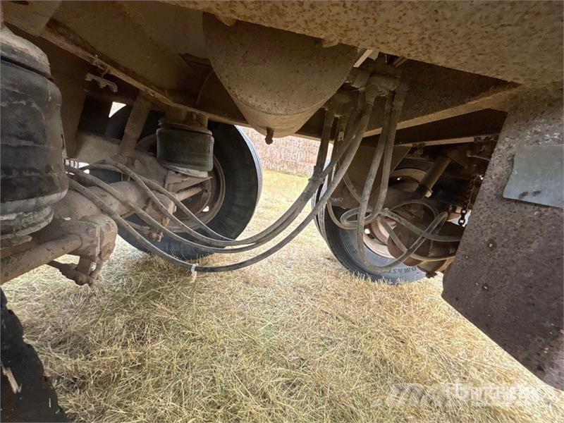 Merritt 45 ft Tri/A Grain Trailer Carros de trasladar grano