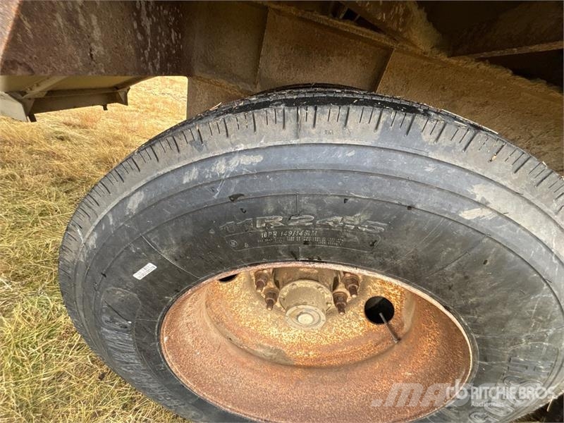 Merritt 45 ft Tri/A Grain Trailer Carros de trasladar grano