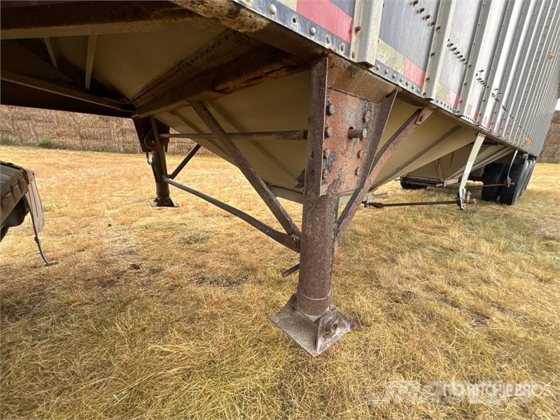 Merritt 45 ft Tri/A Grain Trailer Carros de trasladar grano