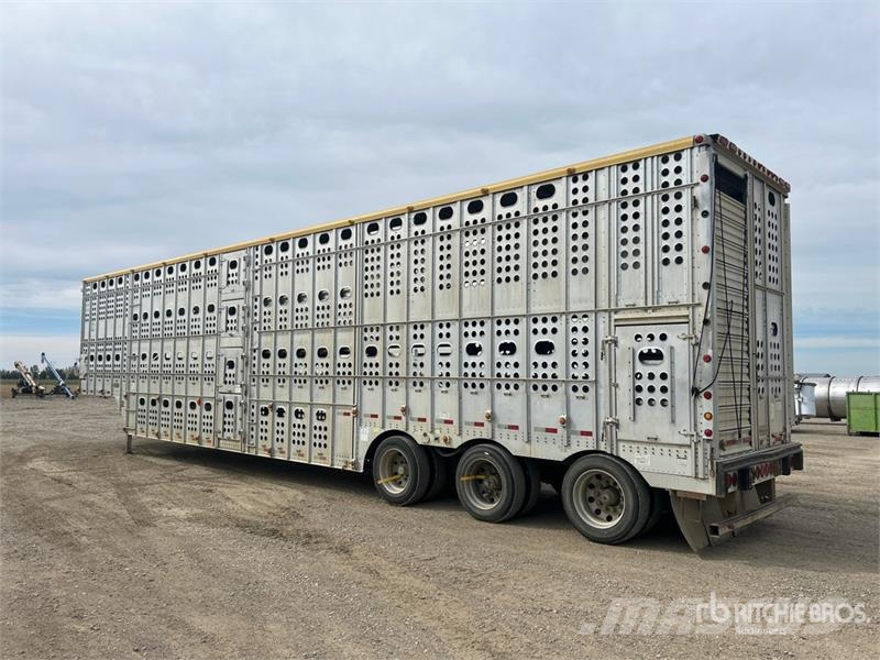Merritt 53 ft Tri/A Livestock Trailer Dzīvnieku transportēšanas piekabes