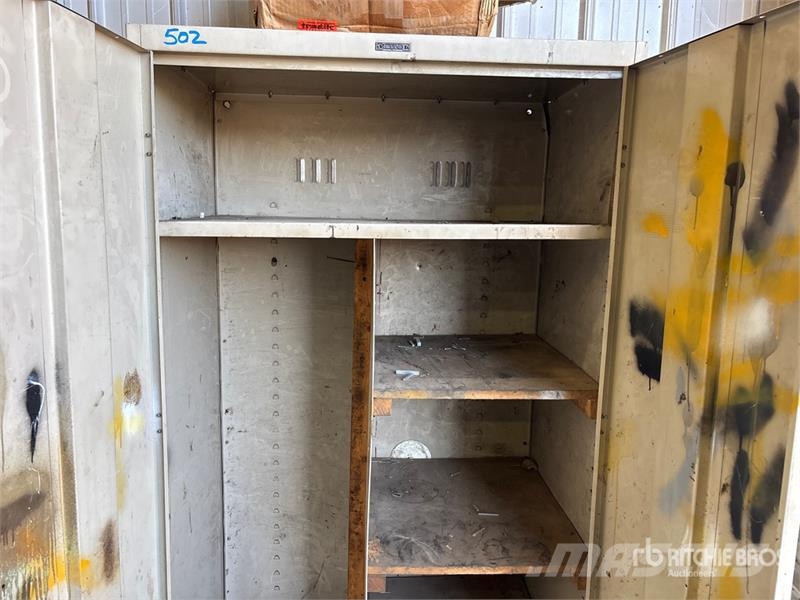 Metal Storage Cabinet Andre komponenter