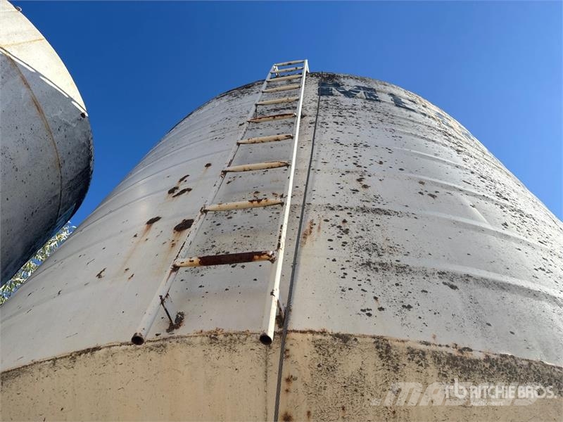 Metals +/- 1800 bu Smooth Wall Hopper Grain Bin Macchine/unitá di lavorazione e stoccaggio/altri