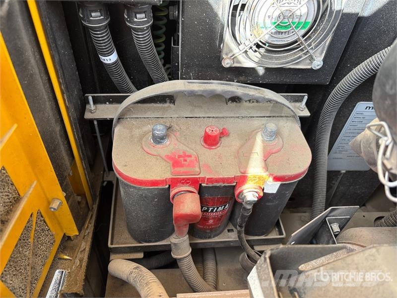 Metrolite DLT-4C 6.4 kW Light Tower Освітлювальні вежі