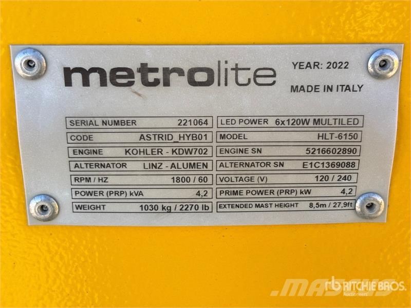 Metrolite HLT-6150 4.2 kW Solar Light Tower Tour d'éclairage