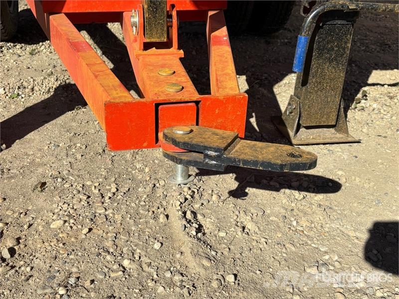 MFGSTAR EH15T 39 ft x 7 ft Portable Telescopic Loa Sonstige Baumaschinen