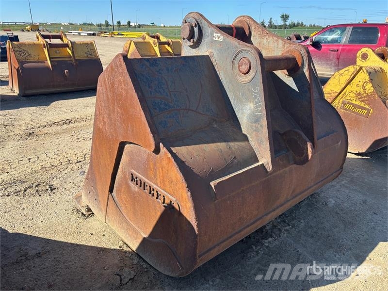 Michels Canada 83 in Q/C Cleanup Excavator Bucket Godet