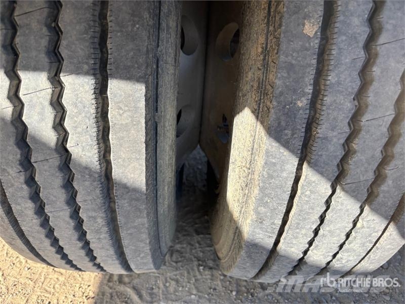 Midland 21 ft Super B-Train Lead Side Dump Trailer مقطورات قلابة
