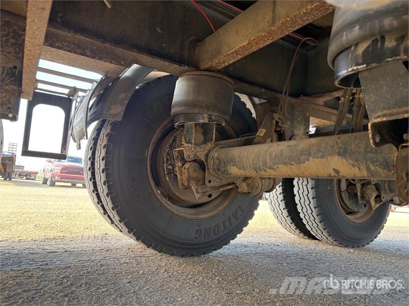 Midland 35 ft Tri/A End Dump Trailer مقطورات قلابة