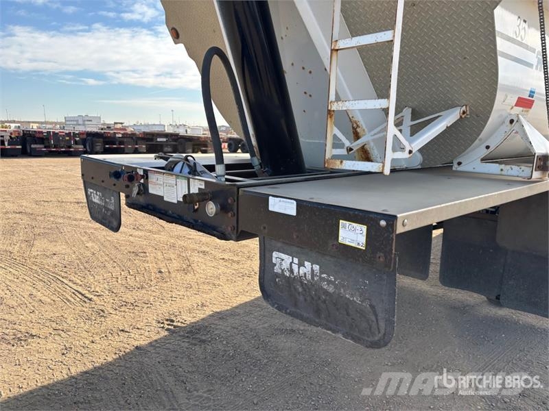 Midland 35 ft Tri/A End Dump Trailer مقطورات قلابة