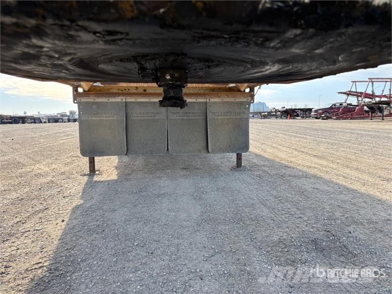 Midland 38 ft Tri/A Belly Dump Trailer مقطورات قلابة