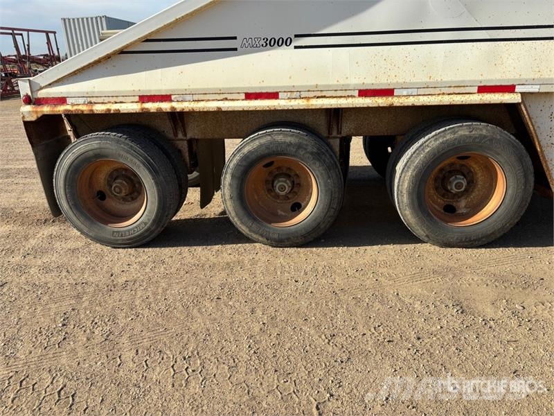 Midland 38 ft Tri/A Belly Dump Trailer مقطورات قلابة
