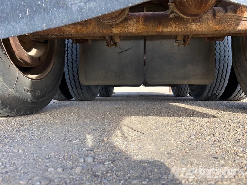 Midland 38 ft Tri/A Belly Dump Trailer مقطورات قلابة