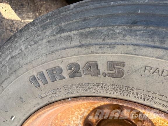Midland 38 ft Tri/A Belly Dump Trailer مقطورات قلابة