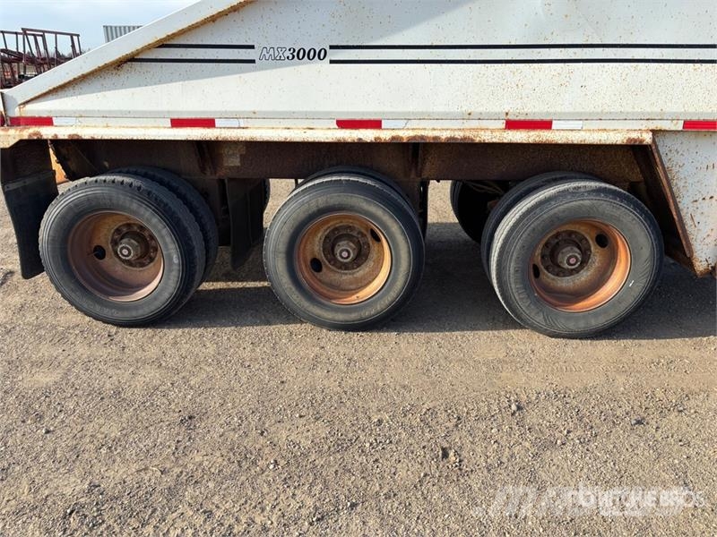 Midland 38 ft Tri/A Belly Dump Trailer مقطورات قلابة