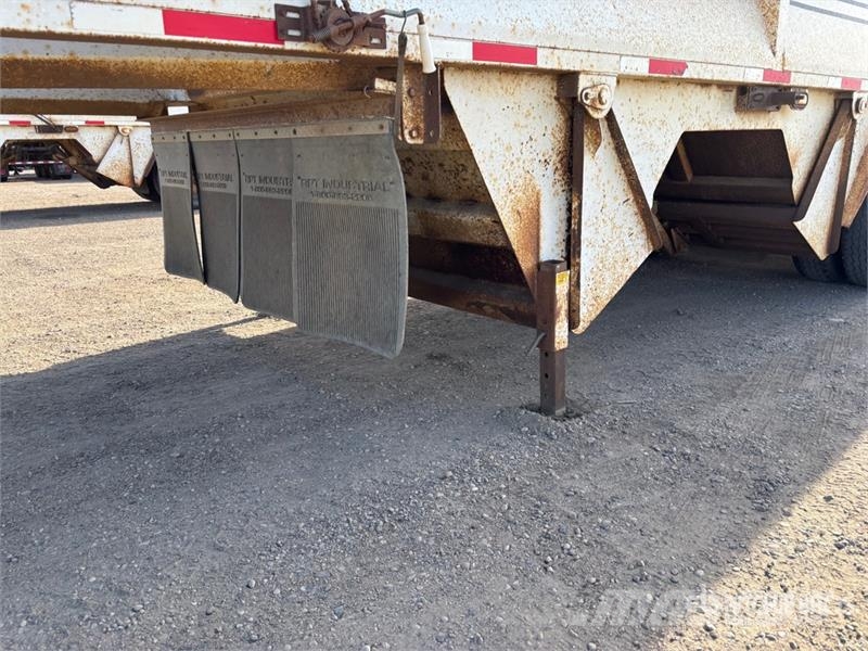 Midland 38 ft Tri/A Belly Dump Trailer مقطورات قلابة
