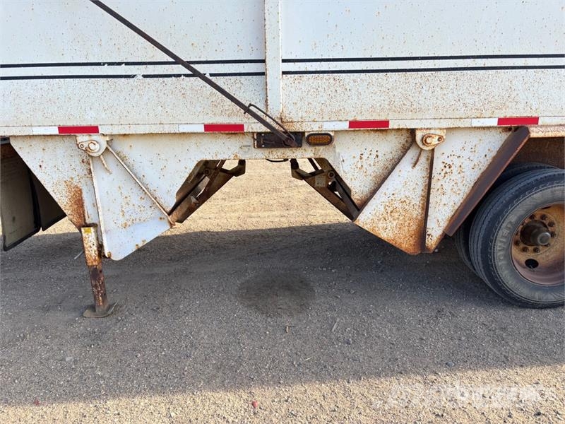 Midland 38 ft Tri/A Belly Dump Trailer مقطورات قلابة