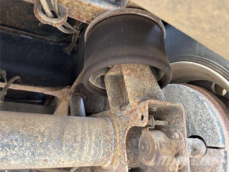 Midland MG35SLX3 مقطورات قلابة