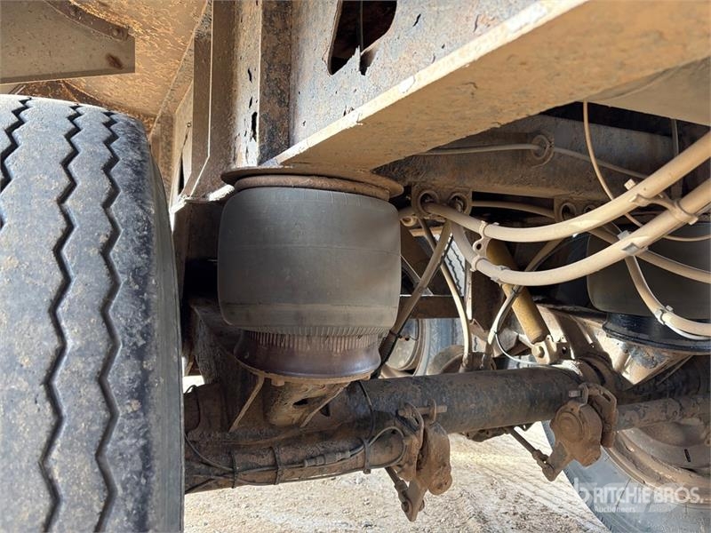 Midland SL3000 36 ft Tri/A End Dump Trailer Savivartės priekabos