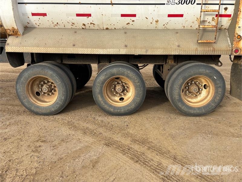 Midland SL3000 36 ft Tri/A End Dump Trailer Savivartės priekabos