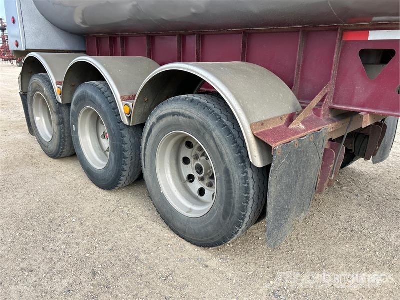 Midland SLX3 34 ft Tri/A End Dump Trailer Reboques basculantes